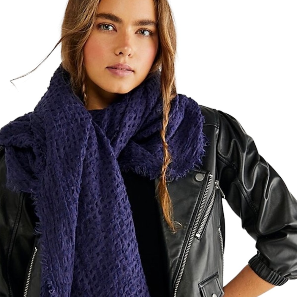 Free People Long Weekend Waffle Women’s Scarf - Indigo Blue - One Size